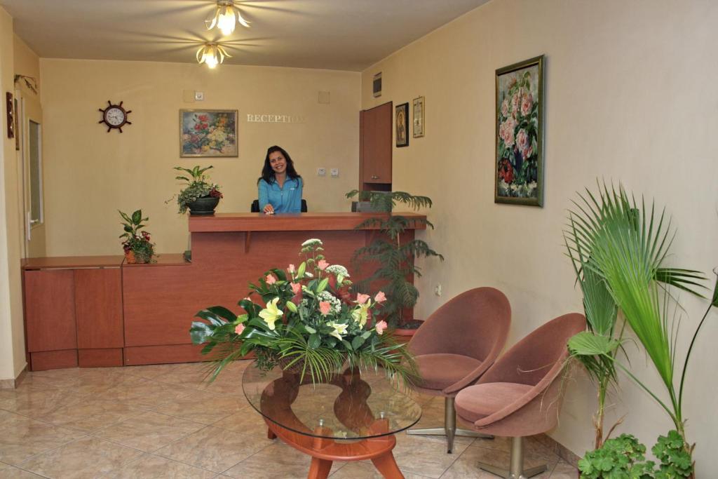 Hotel Focus Varna Ngoại thất bức ảnh